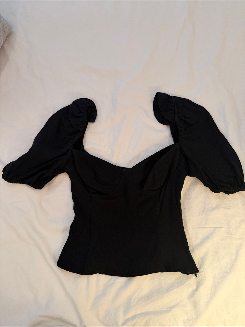 Wilfred Black Puff-Sleeve Sweetheart Blouse